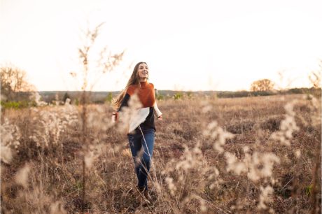 Senior Girl in a field