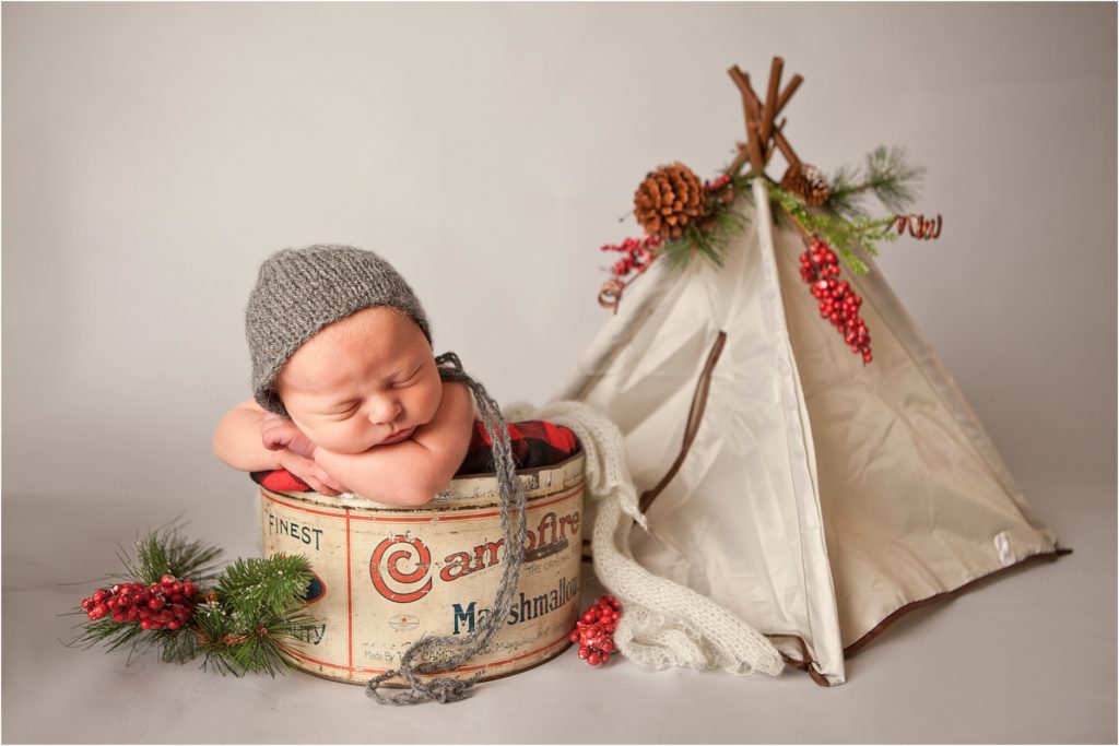 Christmas Newborn Portrait in Marshmallow Tin